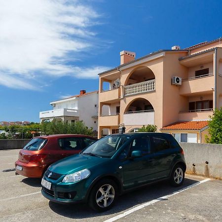 Apartman Frane Krk Town Buitenkant foto