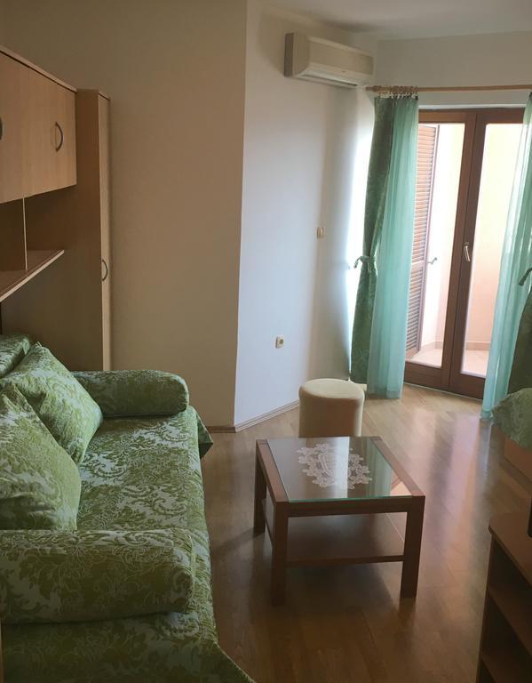 Apartman Frane Krk Town Buitenkant foto