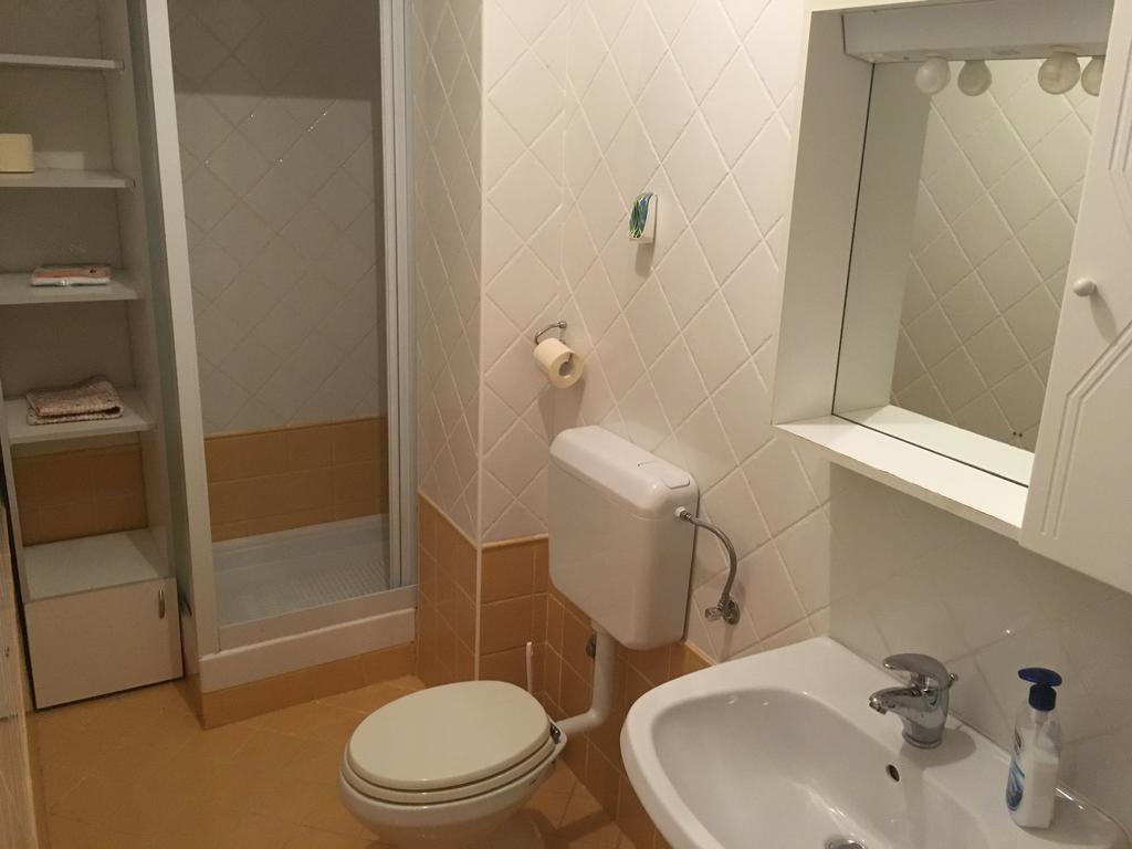 Apartman Frane Krk Town Buitenkant foto